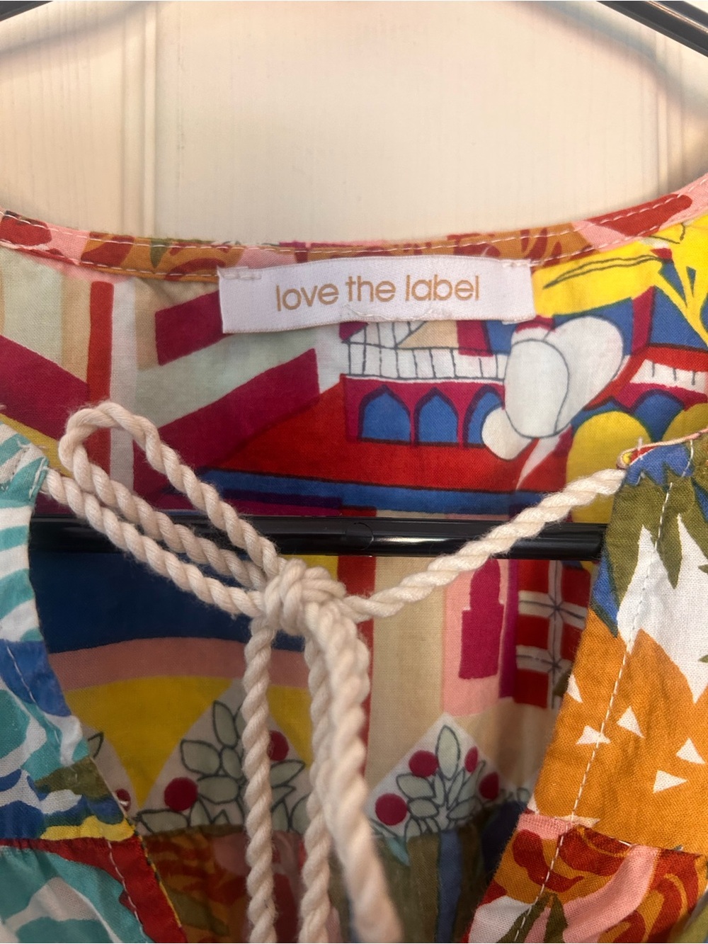 Love The Label 100% Cotton Multicolor Floral Flutter-Sleeve Blouse - Picture 4 of 5